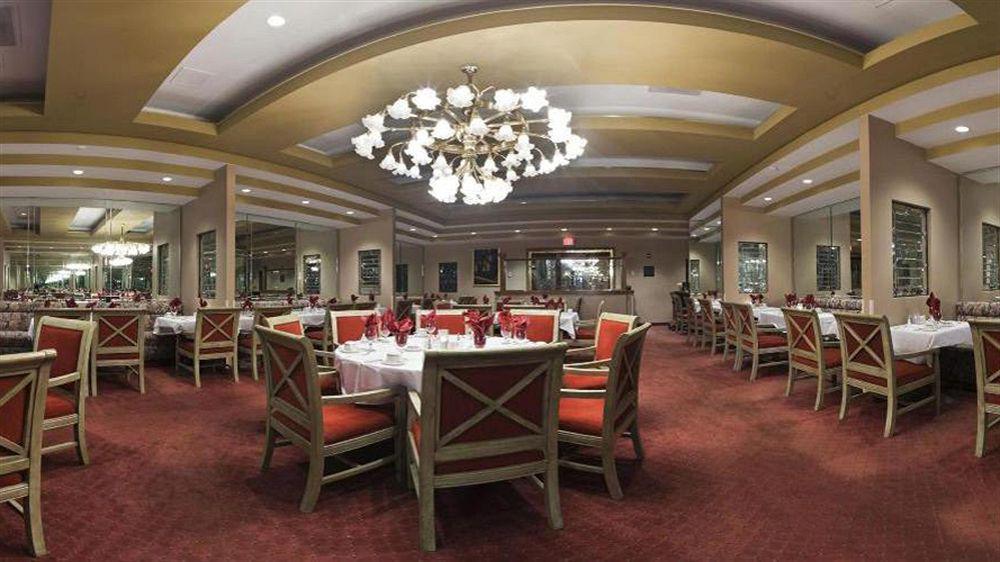 Crowne Plaza Pensacola Grand 호텔 외부 사진
