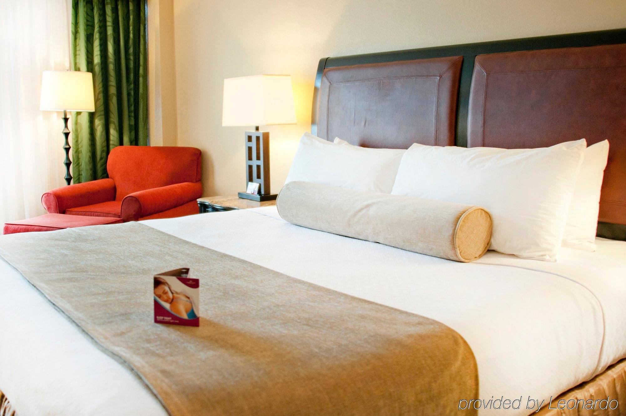 Crowne Plaza Pensacola Grand 호텔 외부 사진