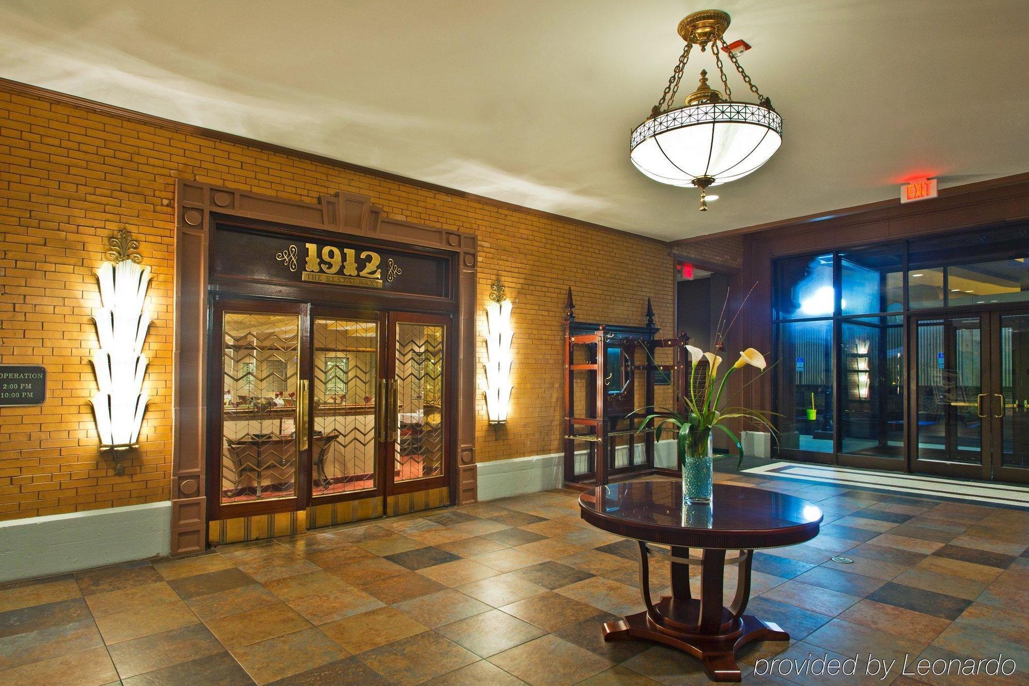 Crowne Plaza Pensacola Grand 호텔 외부 사진